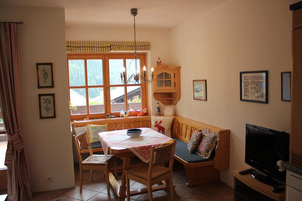 Apartments Pfeffermühle Bad Kleinkirchheim Zimmer foto